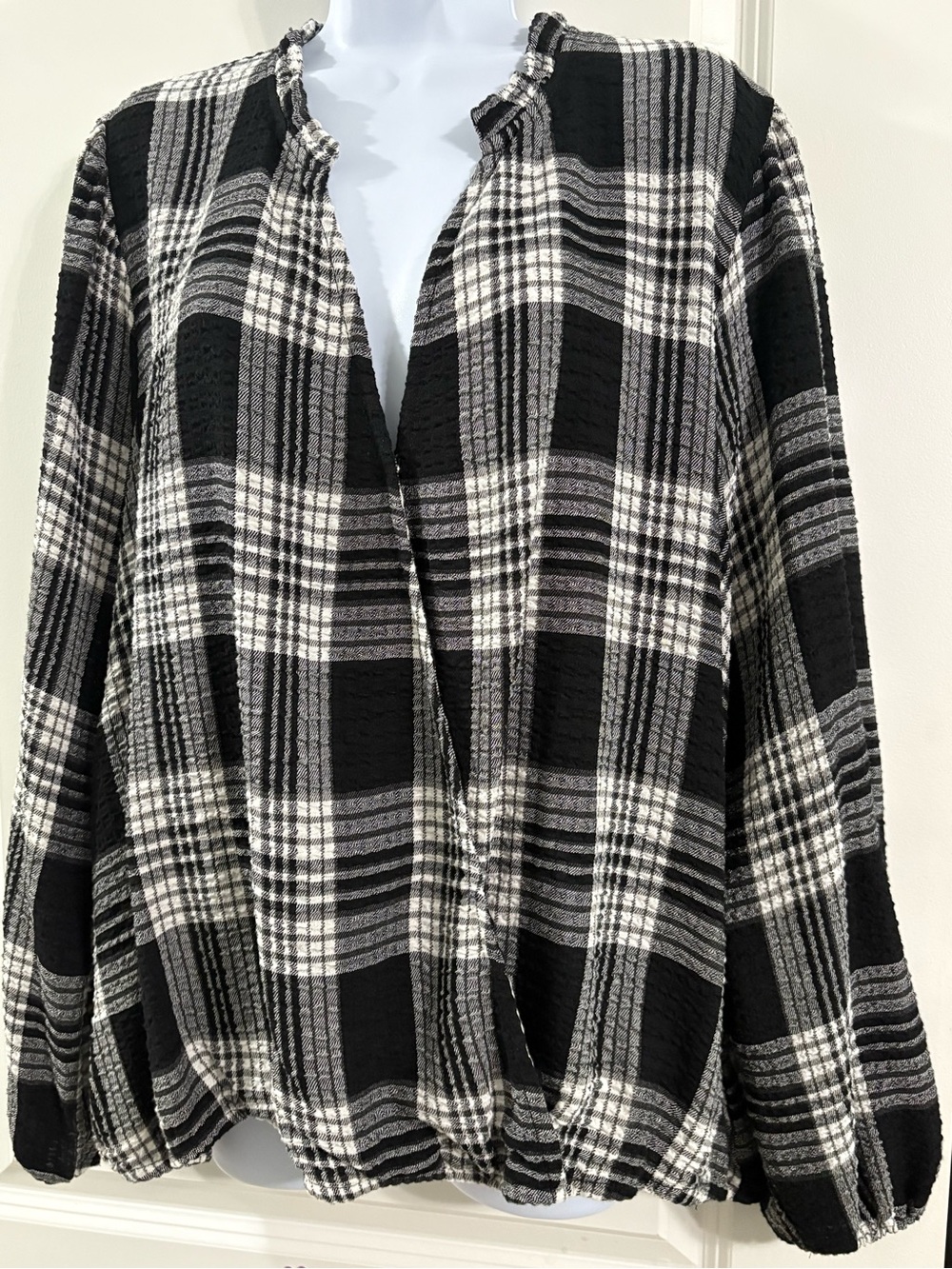 Eyeshadow Black & White Plaid Open-Front Blouse